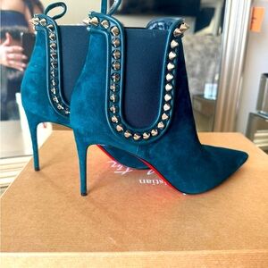✨Rare✨ Louboutin Capaboot 85 Veau Velours Size 40